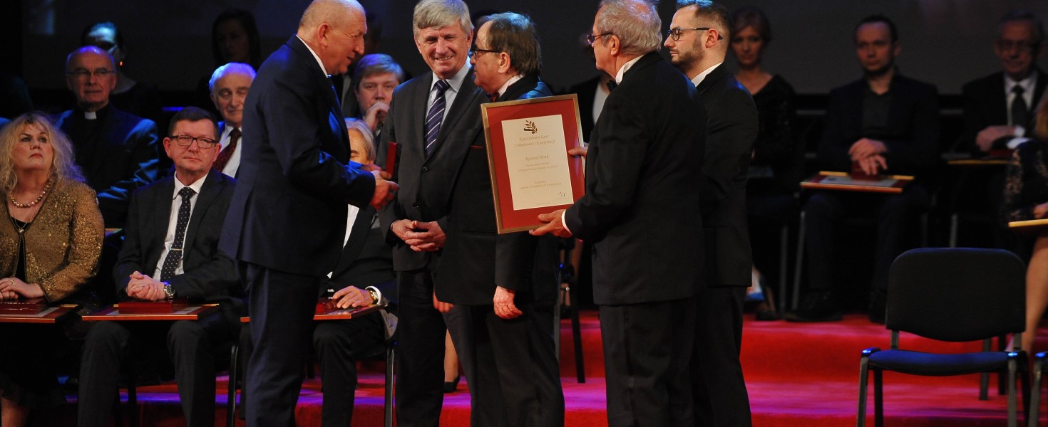 Ryszard Florek nagrodzony Kryształowym Laurem Umiejętności i Kompetencji